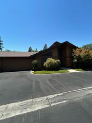 6260 N  Palm Ave #109, Fresno, CA 93704