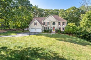 10 Poplar Road, Windham, NH 03087
