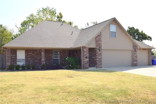 14223 S  221st East Ave, Coweta, OK 74429