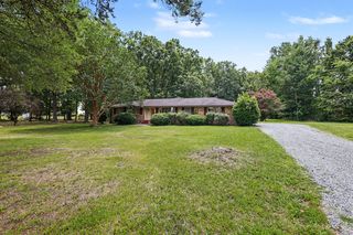 2501 Galloway Rd, Charlotte, NC 28262
