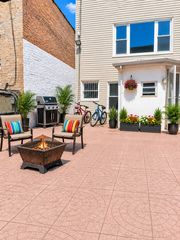 175 9th St #1B, Brooklyn, NY 11215