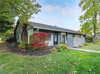897 Kirkwall Dr, Akron, OH 44321
