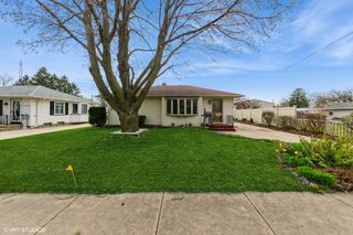 6611 51st Ave, Kenosha, WI 53142