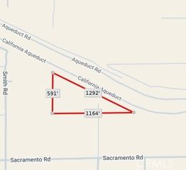 Acanthus St, Phelan, CA 92371