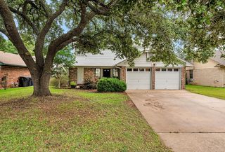 2112 Ruidoso Dr, Waco, TX 76712