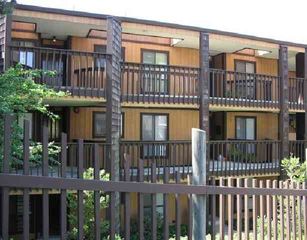 16443 Saratoga St #302, San Leandro, CA 94578