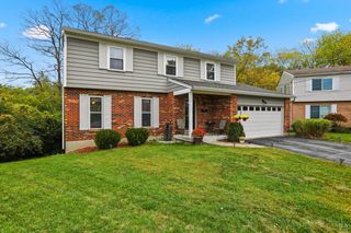1006 Hearthstone Dr, Cincinnati, OH 45231