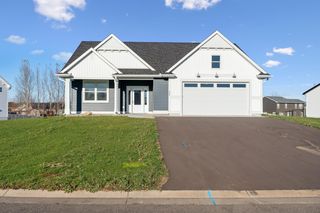 354 Bluebill St, Baldwin, WI 54002