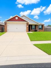 4681 E  148th Pl S, Bixby, OK 74008
