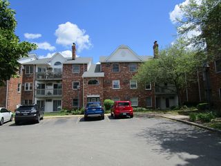 4302 W  Shamrock Ln #2C, McHenry, IL 60050
