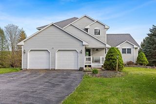 214 Chamberlin Rd, Jordan, NY 13080