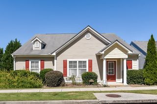 3856 Pine Village Pl, Loganville, GA 30052