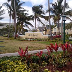 2811 N Course Dr #104, Pompano Beach, FL 33069