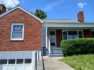 214 E  Madison St, Covington, VA 24426