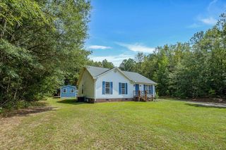1235 Cedar Spgs S, Abbeville, SC 29620