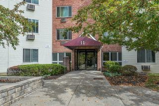 15 Summit Ave #1, Spring Valley, NY 10977