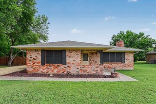 219 W  Jefferson St, Palmer, TX 75152