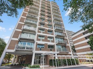 3600 Montrose Blvd #1209, Houston, TX 77006