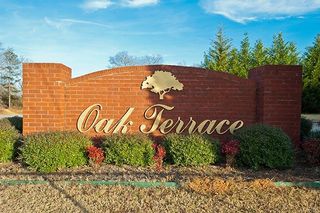 3150 Roberson Rd #303, Florence, AL 35630