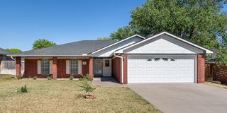 88 Country Club Dr, Canyon, TX 79015