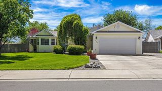 555 E  Valley Dr, Grand Junction, CO 81504