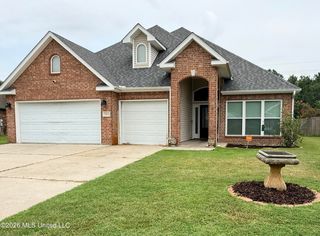 7821 Rue Morgan, Ocean Springs, MS 39564