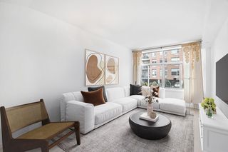 29 S  3rd St #1A, Brooklyn, NY 11249