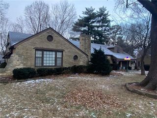 3416 Blue Ridge Blvd, Independence, MO 64052