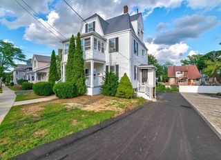 9 Vassall St, Quincy, MA 02170