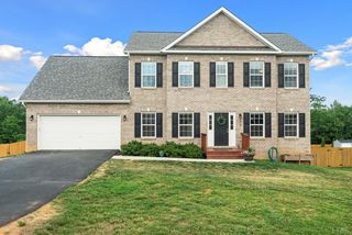 867 Carriage Pkwy, Rustburg, VA 24588