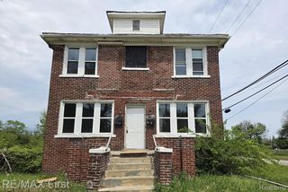6400 Seminole St, Detroit, MI 48213
