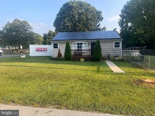 8049 Henry St, Millville, NJ 08332
