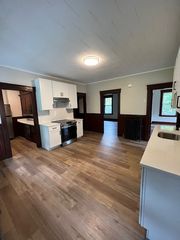 79 Dresser St #3, Southbridge, MA 01550