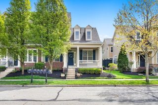 4248 Hobbs Landing Dr   W #57, Dublin, OH 43017