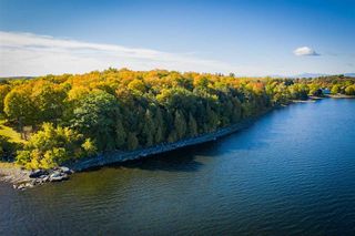 11 Ladd Point #11, Grand Isle, VT 05458