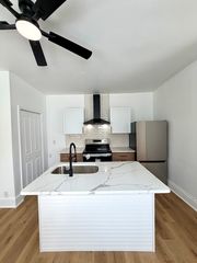 1529 Greenup St #2, Covington, KY 41011