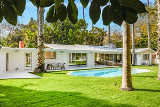 6414 Bonsall Dr, Malibu, CA 90265