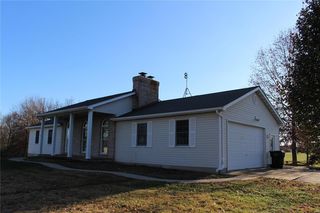 105 Daniel Boone Trl, Winfield, MO 63389