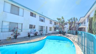 3743 Clarington Ave #9, Los Angeles, CA 90034