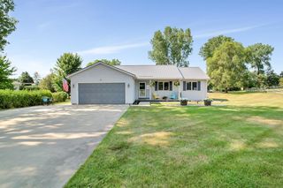 N6735 Donlin Dr, Pardeeville, WI 53954