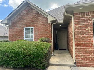 748 Narrows Point Cir, Birmingham, AL 35242