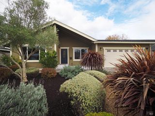 6030 Elsa Avenue, Rohnert Park, CA 94928