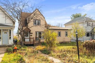 1222 E  8th St, Duluth, MN 55805