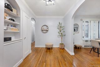 43-01 46th Street #2A, Queens, NY 11104