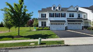499 Lee Pl, Exton, PA 19341