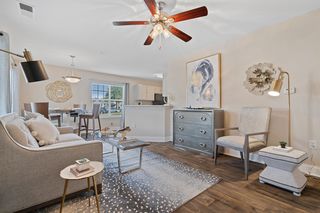 800 Churchill Downs Dr #12-1205, Aberdeen, NC 28315