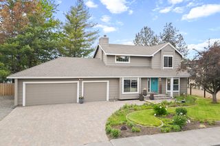 1206 NE Paula Dr, Bend, OR 97701