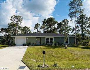 1597 Rugby Ln, Labelle, FL 33935