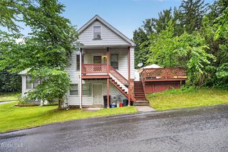 86 Mann Avenue, Troy, NY 12180