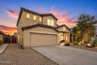 1921 W VINEYARD PLAINS Drive, San Tan Valley, AZ 85142